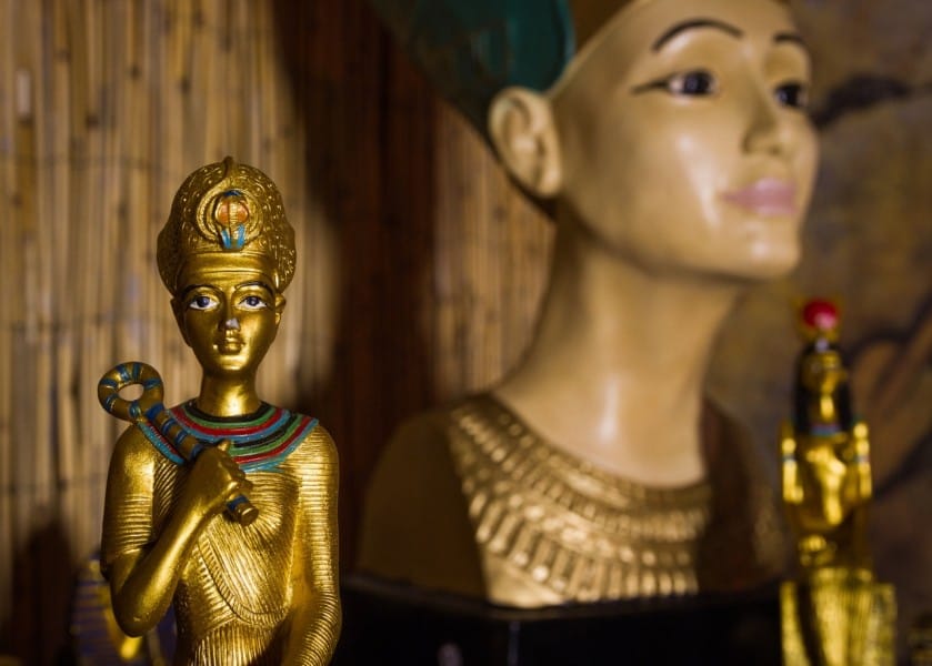 artefacts aegyptische statue artefacts aegyptische statue