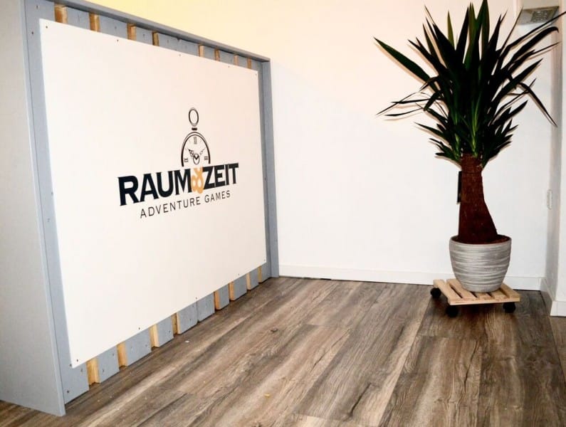 raum und zeit bielefeld logotafel