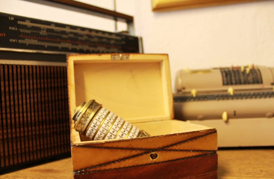 crypta in box crypta in box